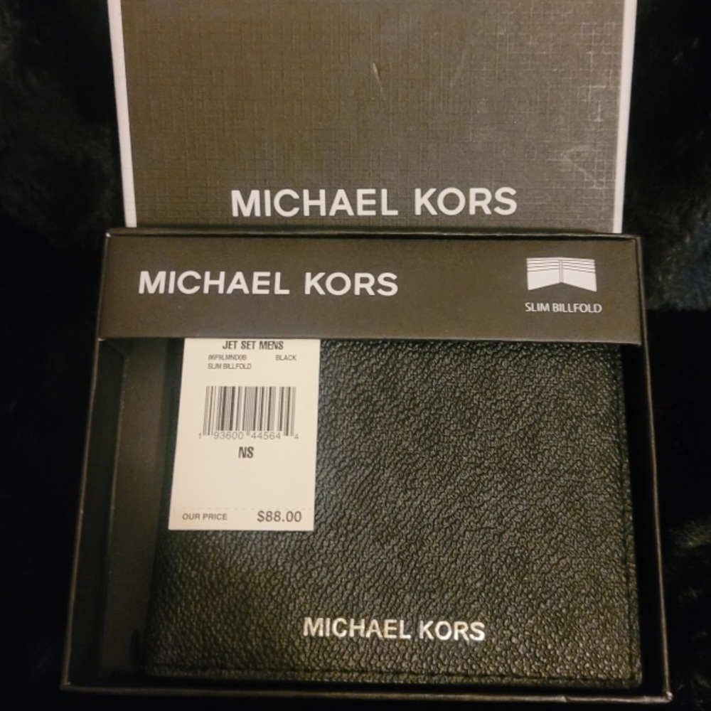 MK/WALLET/NWT